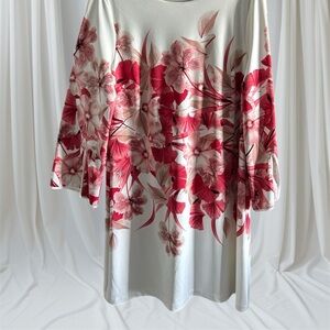 Discover Elegance with this chic floral Alfani women’s dress.